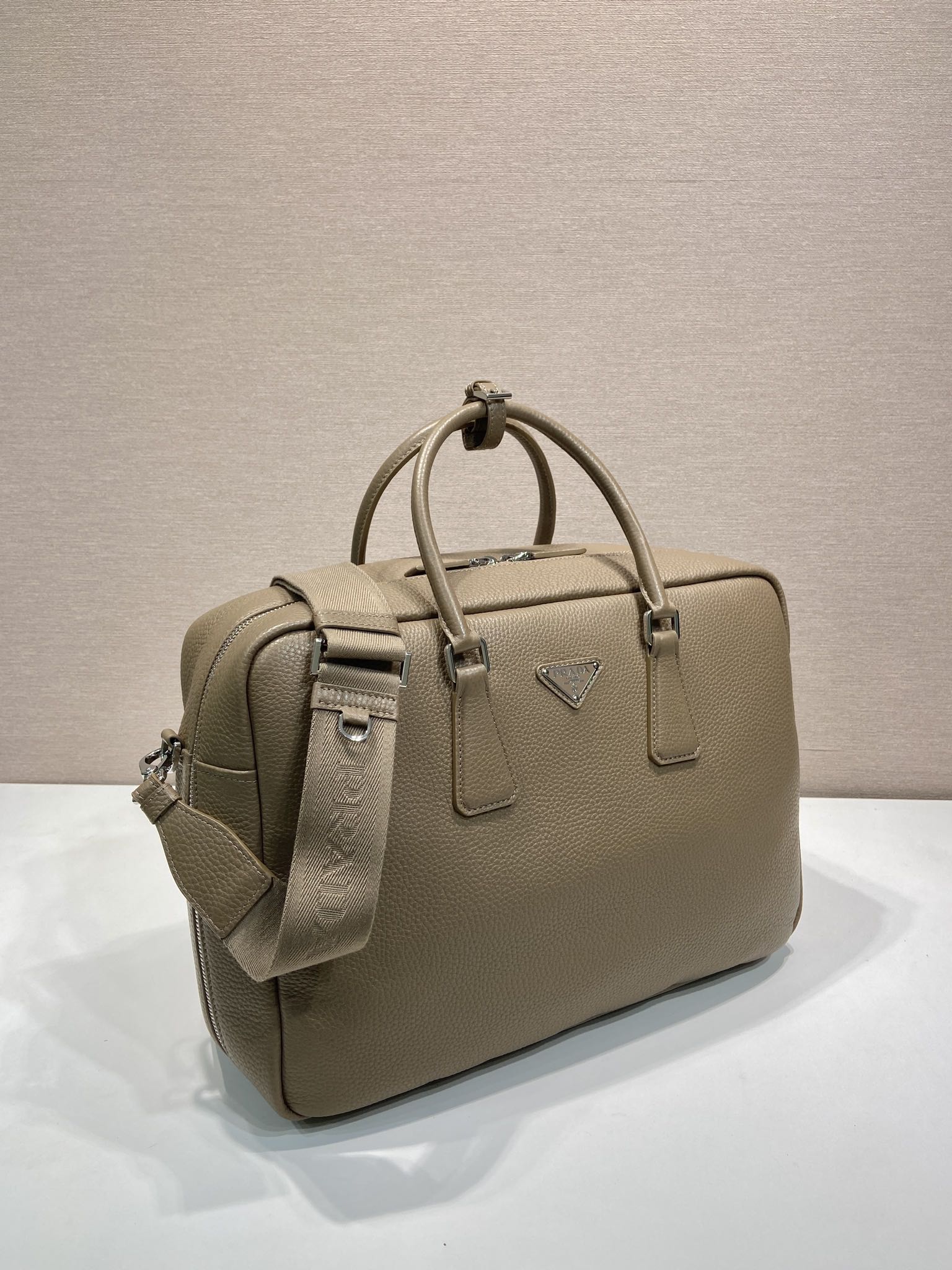 BRIEFCASE 40 IN DRIED MOSS GRAINED CALFSKIN mysite