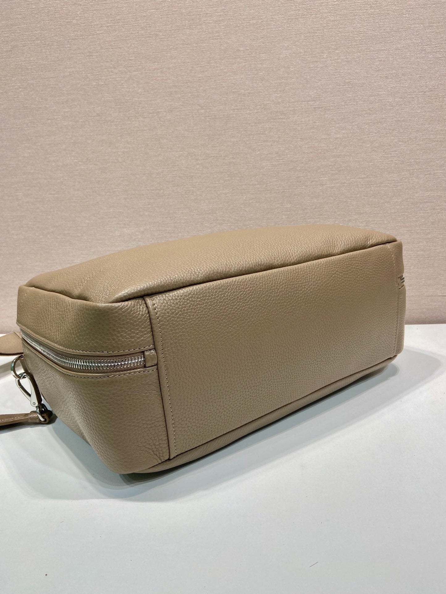 BRIEFCASE 40 IN DRIED MOSS GRAINED CALFSKIN mysite
