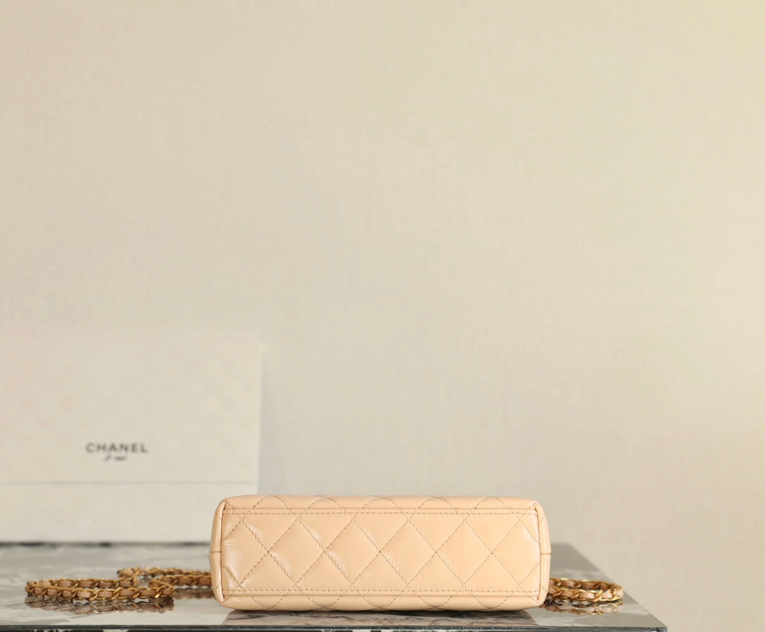 CC 24K Nano 19cm Kelly Shopper Bag Beige Patent Lambskin mysite