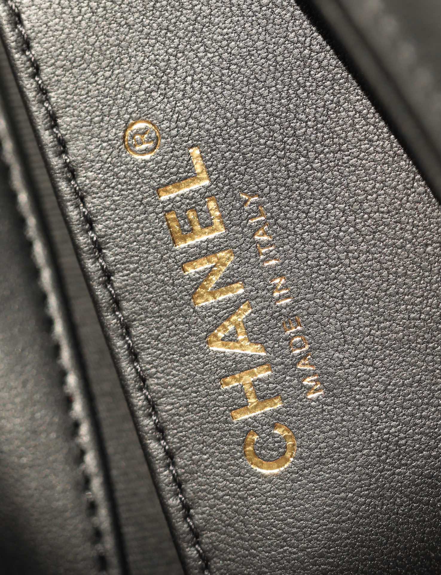 CC 19 Bag 25C 18cm Black Lambskin Gold Hardware mysite