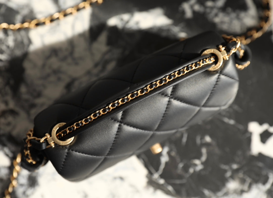 CC 19 Bag 25C 18cm Black Lambskin Gold Hardware mysite