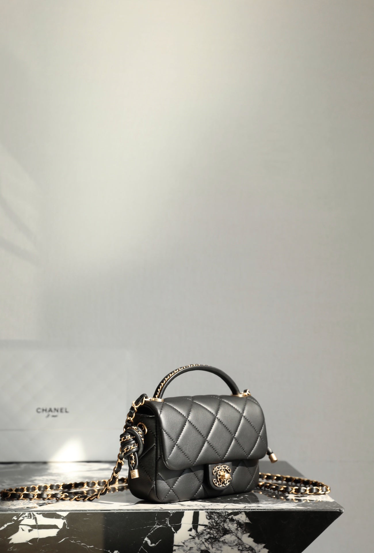 CC 19 Bag 25C 18cm Black Lambskin Gold Hardware mysite