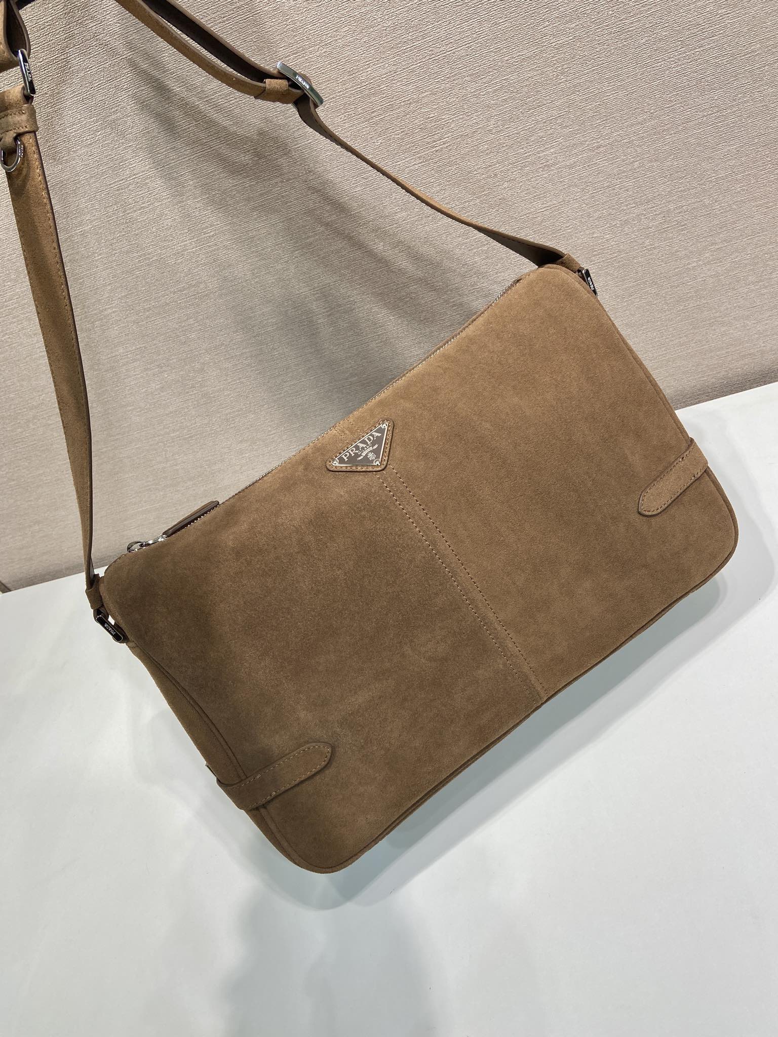 HOBO BAG 35 IN GINGERBREAD SUEDE SILVER LOGO mysite