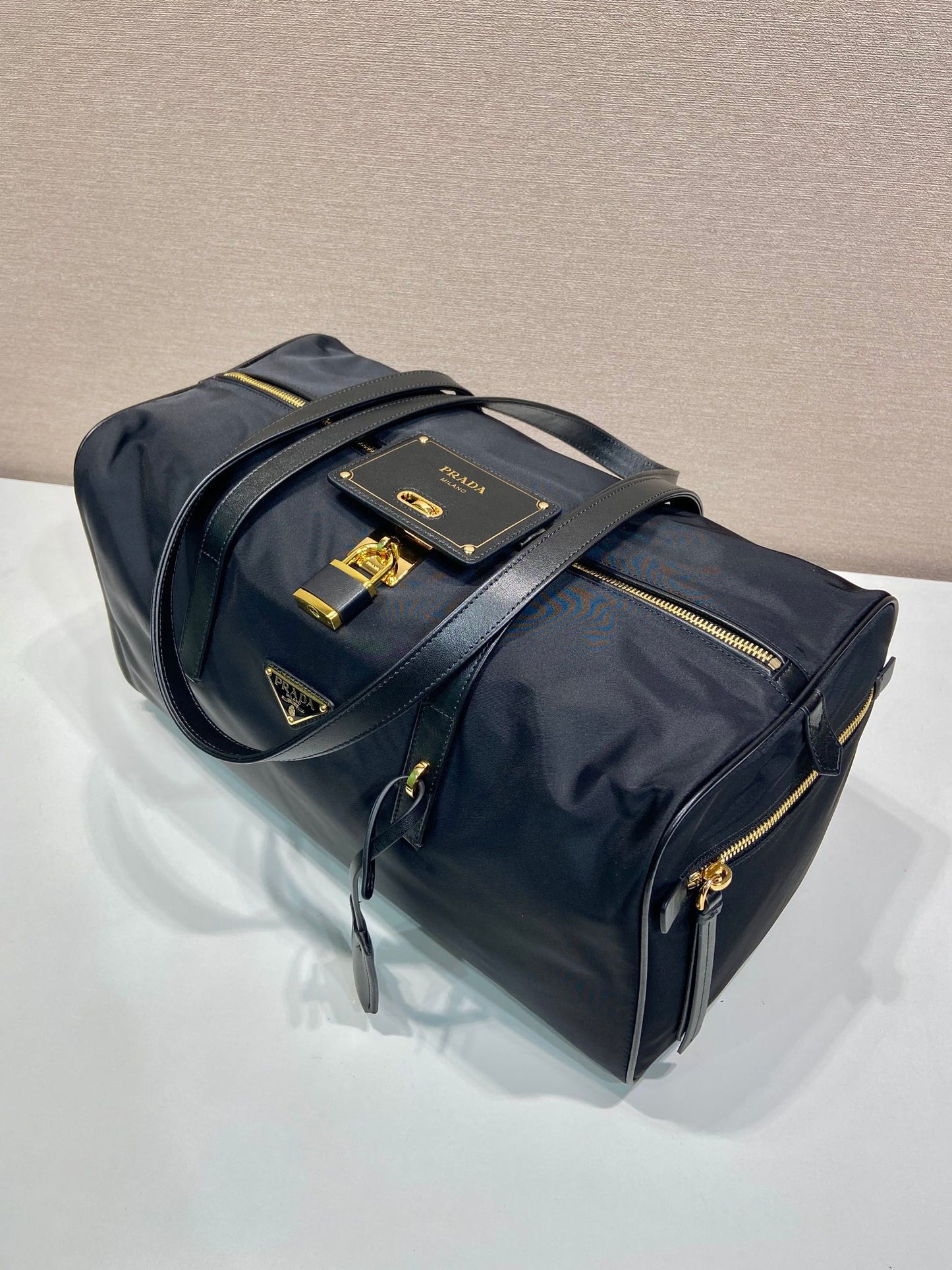 TRAVEL BAG 40 IN BLACK WATERPROOF FABRIC GOLD PADLOCK mysite