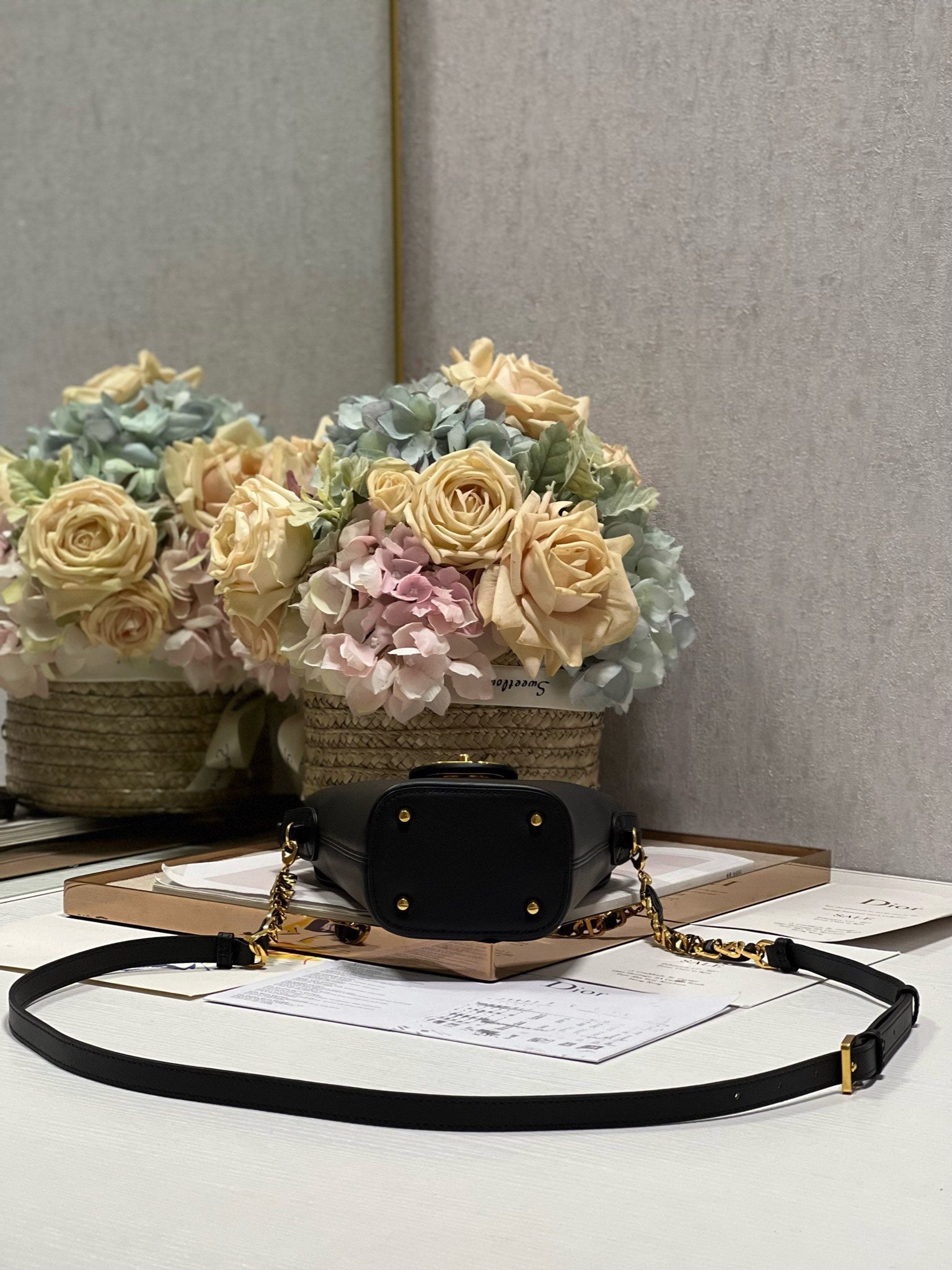 CD Montaigne Large Chain Bucket Bag Black Calfskin 336800 mysite