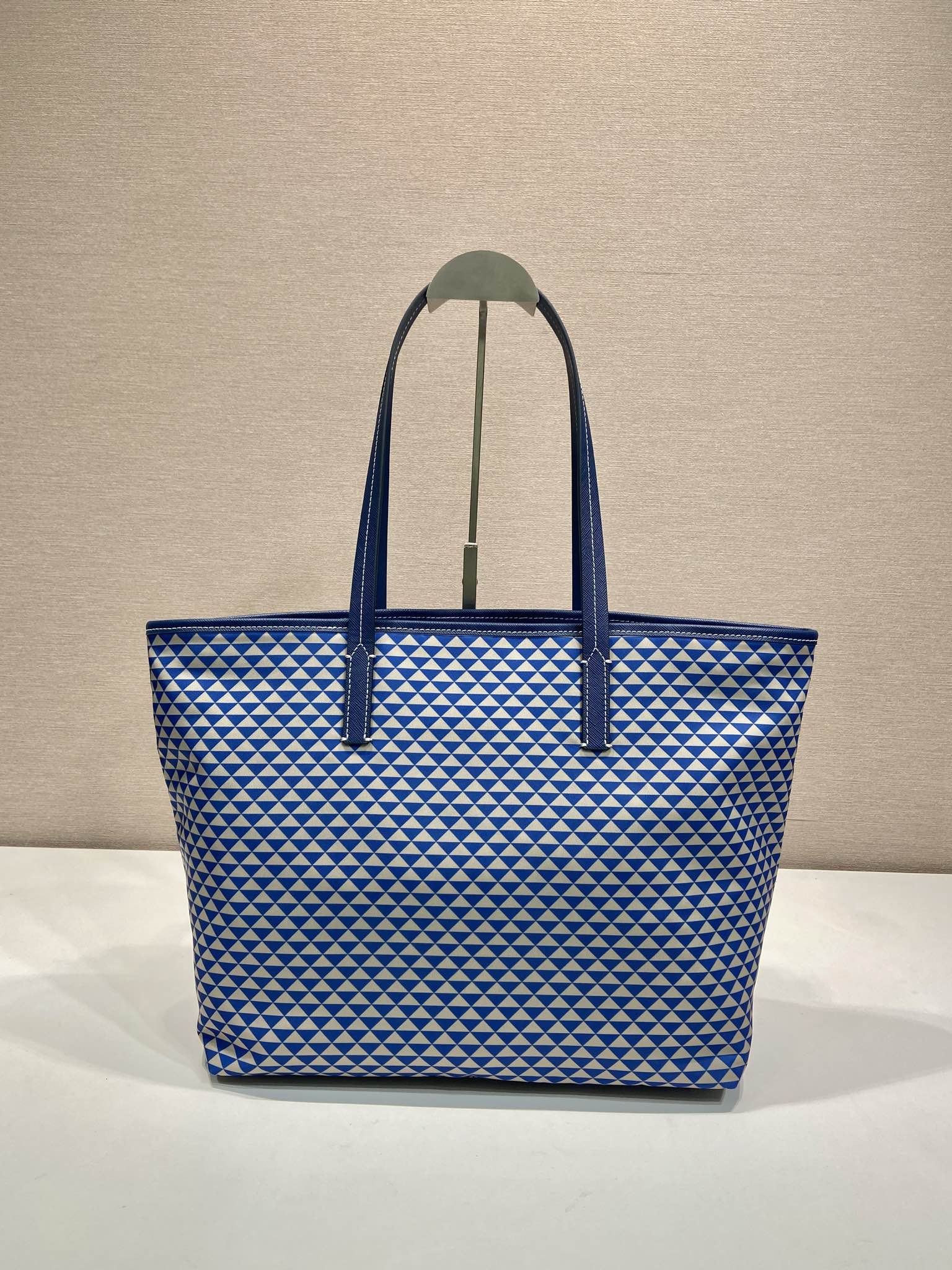 TOTE BAG 33 IN BLUE MIX WHITE TRIANGLE PATTERN EMBROIDERED FABRIC mysite