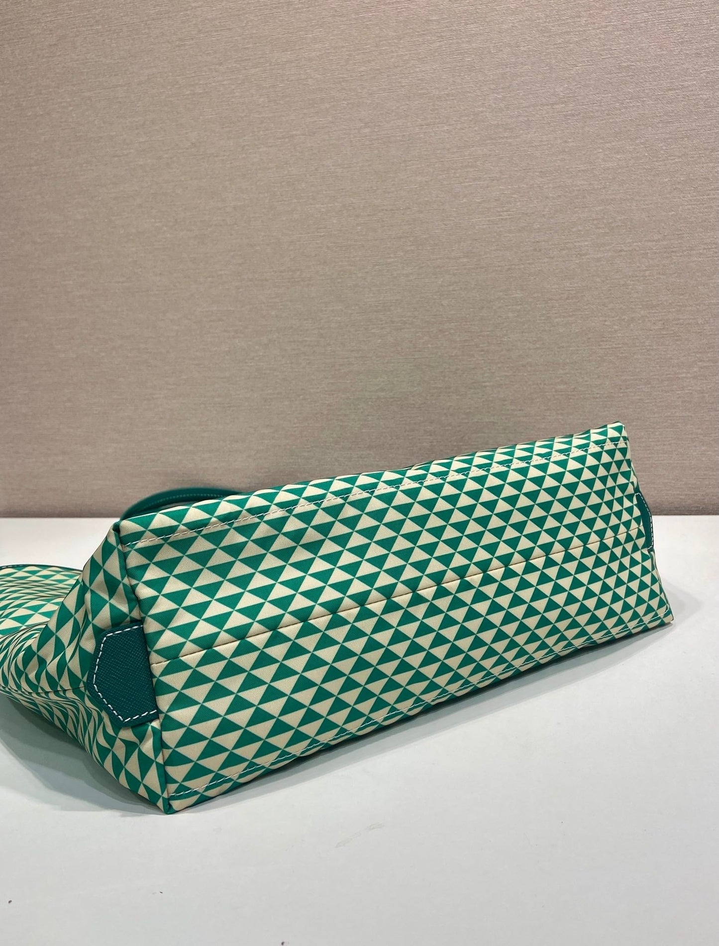 TOTE BAG 33 IN FOREST GREEN MIX CREAM TRIANGLE PATTERN EMBROIDERED FABRIC mysite