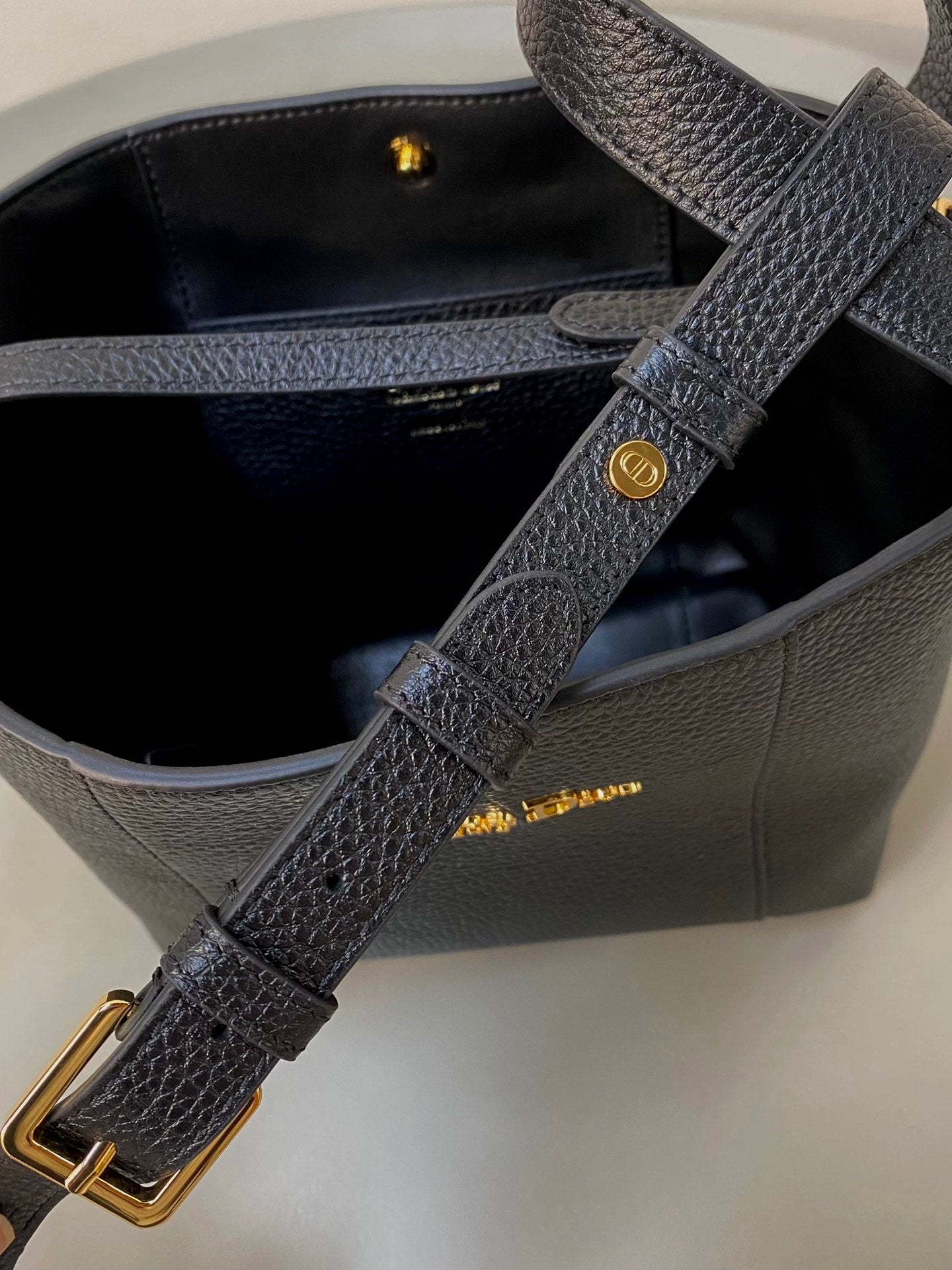 Dior Signature Bucket Bag Black Calfskin 333341