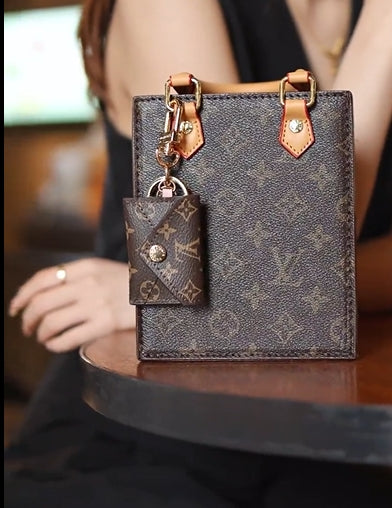 Keychain designer wallet mysite