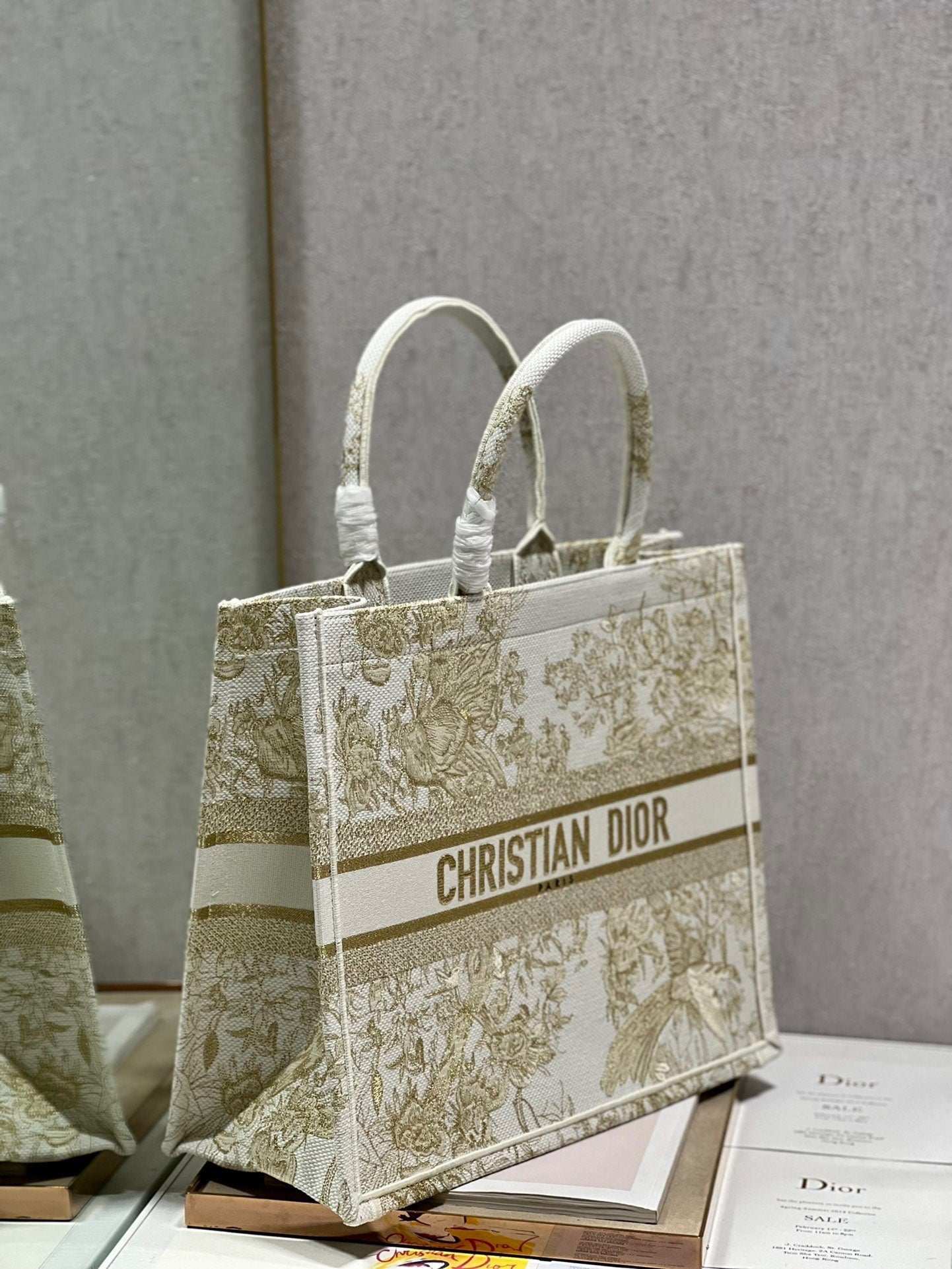 CD Golden Magpie Book Tote 42cm Bag Canvas 336588 mysite