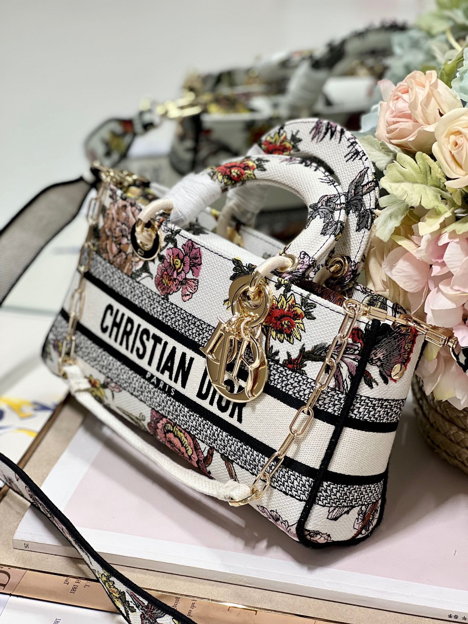 CD Floral White 26 Lady D-Joy Bag Canvas 336636 mysite