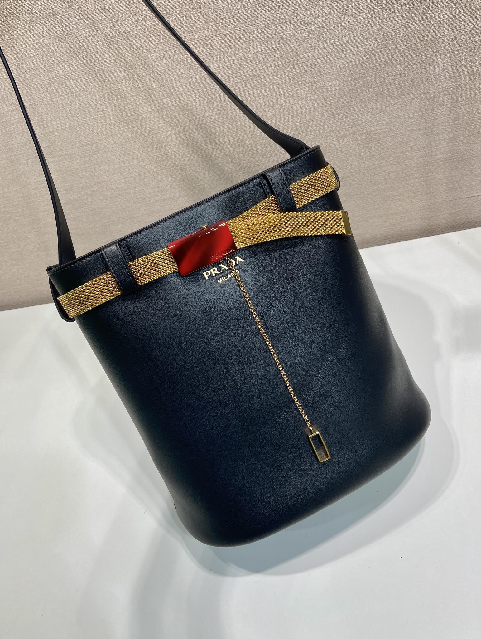 PRA bucket bag iron chain belt black leather 341179 mysite