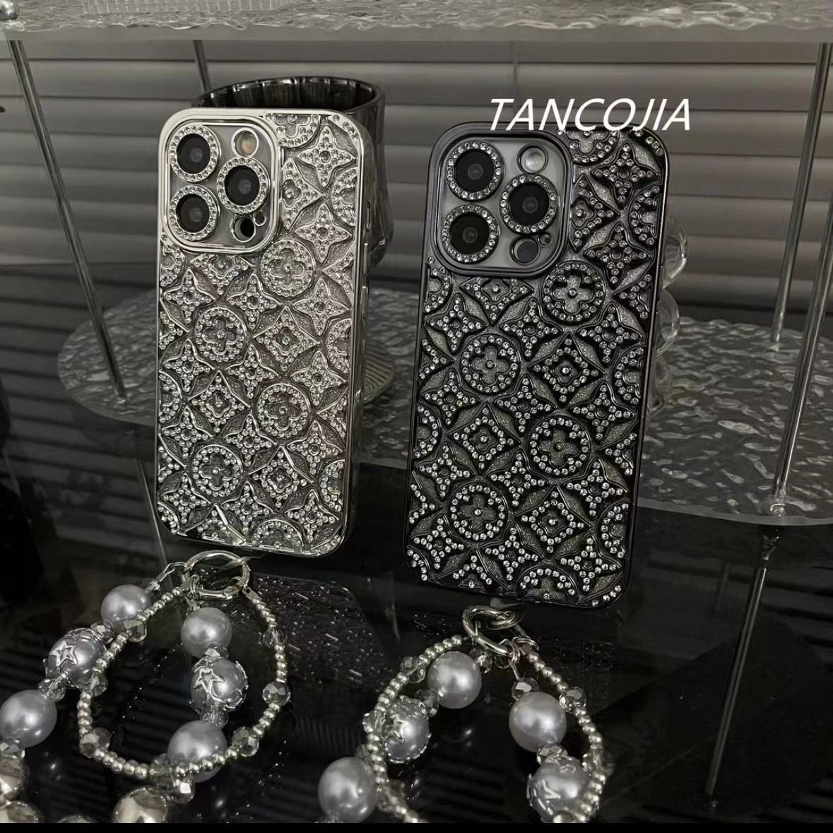 Luxury Diamond Embossed iPhone Case1 mysite