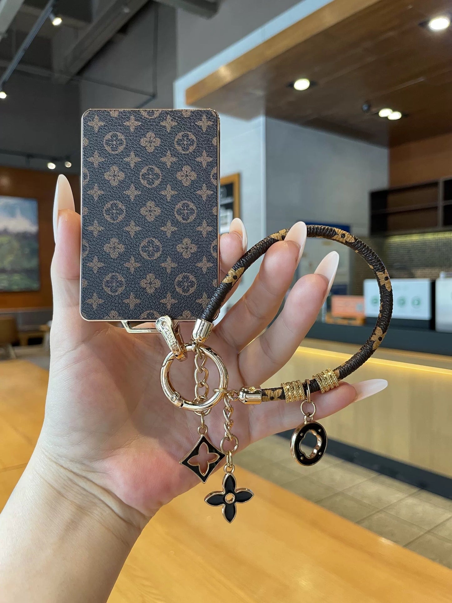 Luxury key case exclusively for Teslas mysite