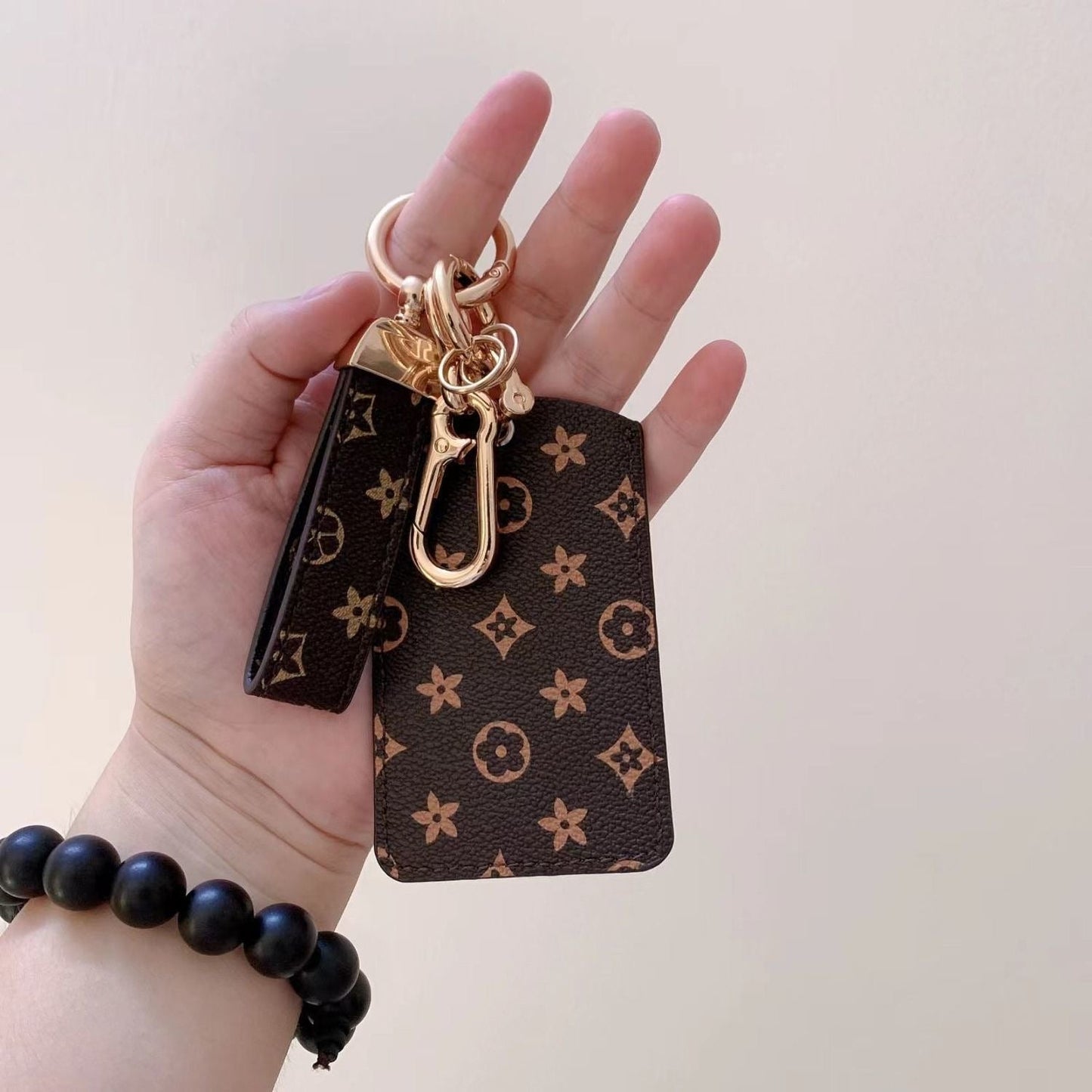 Luxury key case exclusively for Teslas mysite