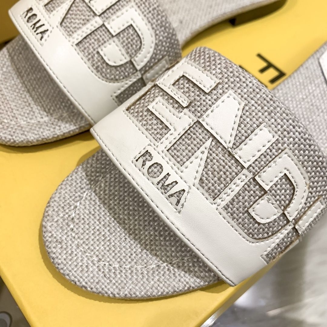 Monogrammed Classic Flat Slippers mysite