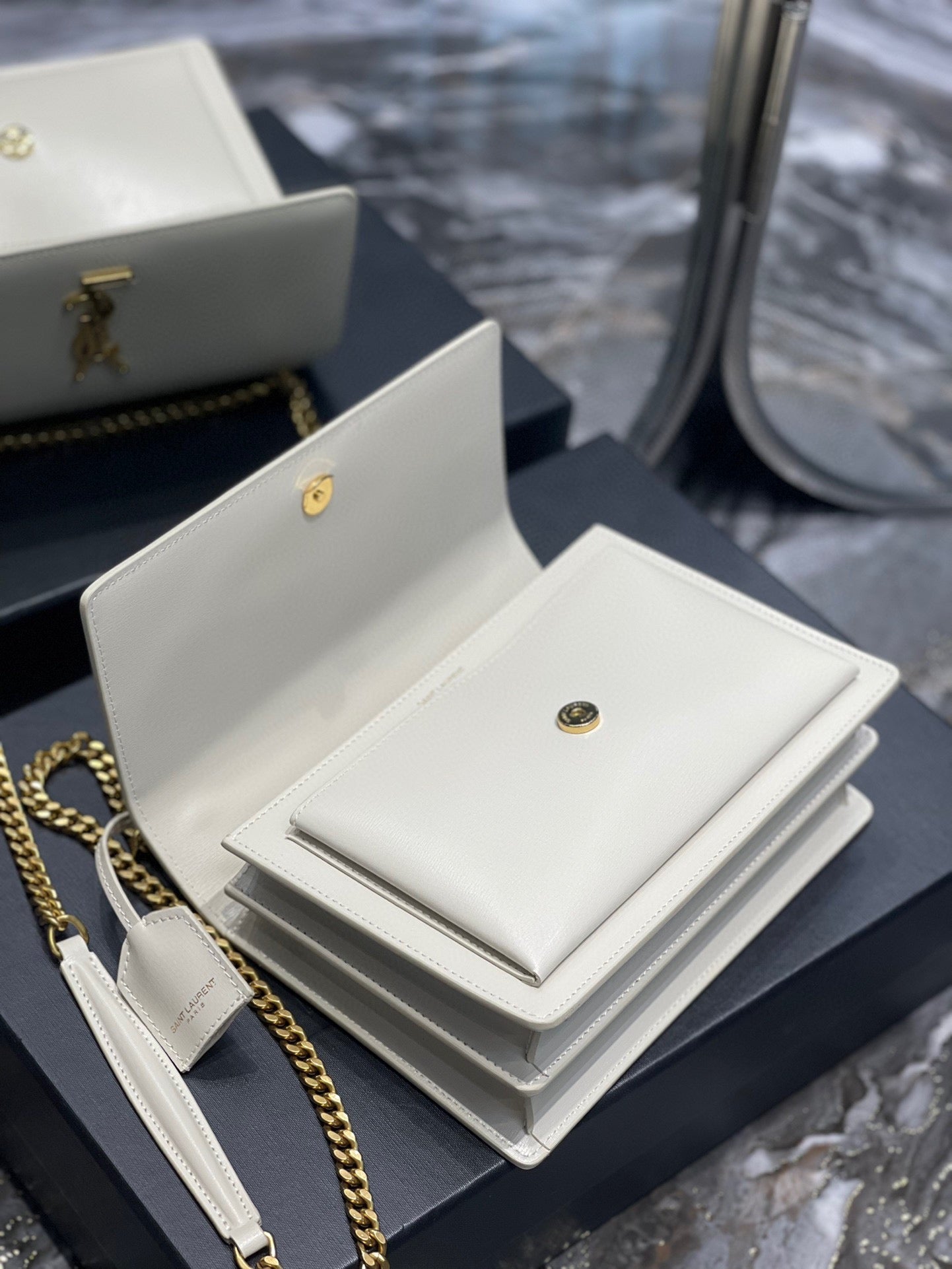 YSL Medium Sunset Bag 22 White Lambskin Gold Tone 22 x 16 x 8cm mysite