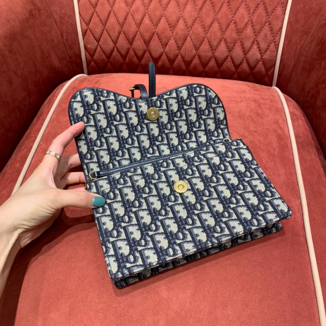 Dior Saddle Pouch Blue Dior Oblique Jacquard - 22 x 14.5 x 4.5 cm mysite