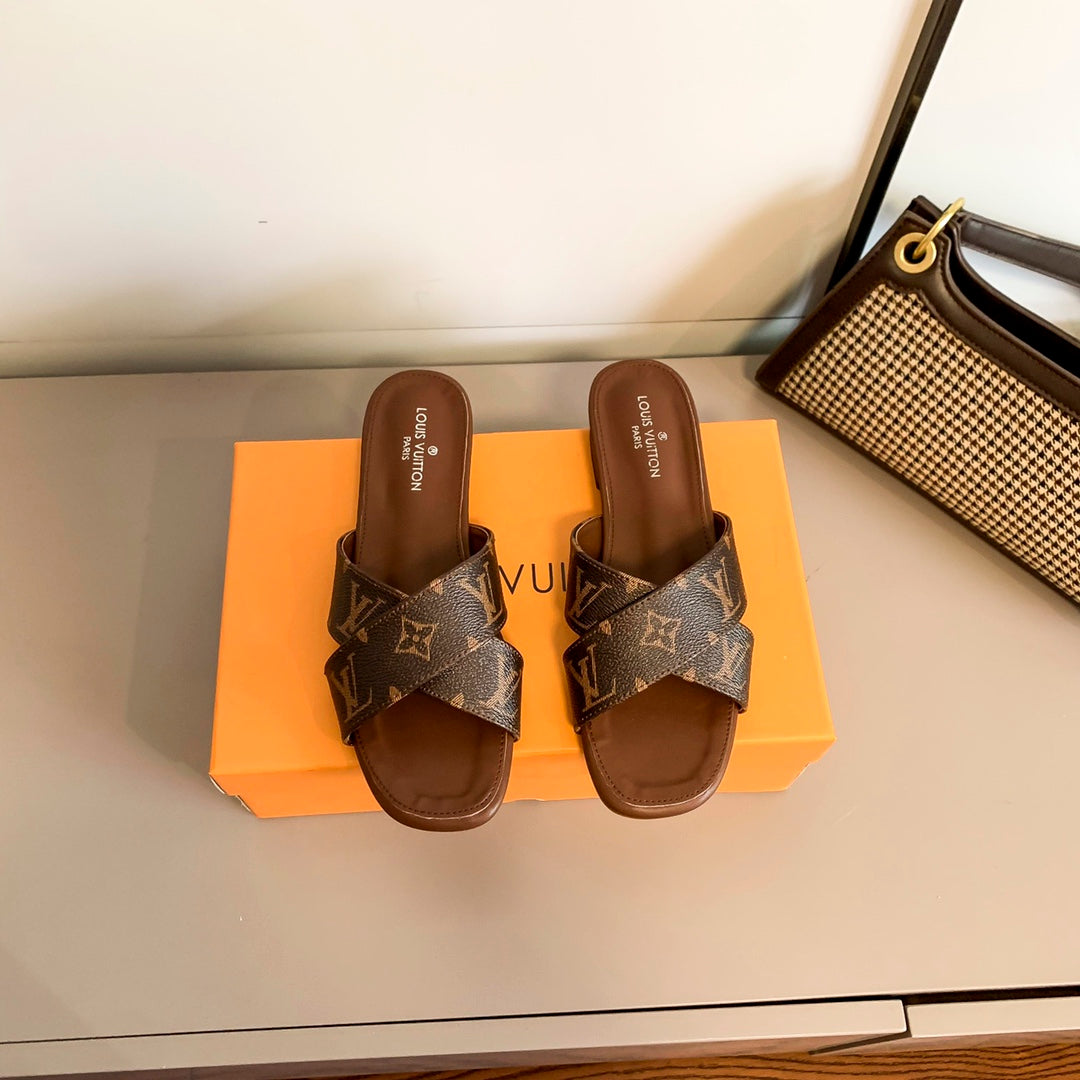 Cross Strap Flat Sandals mysite