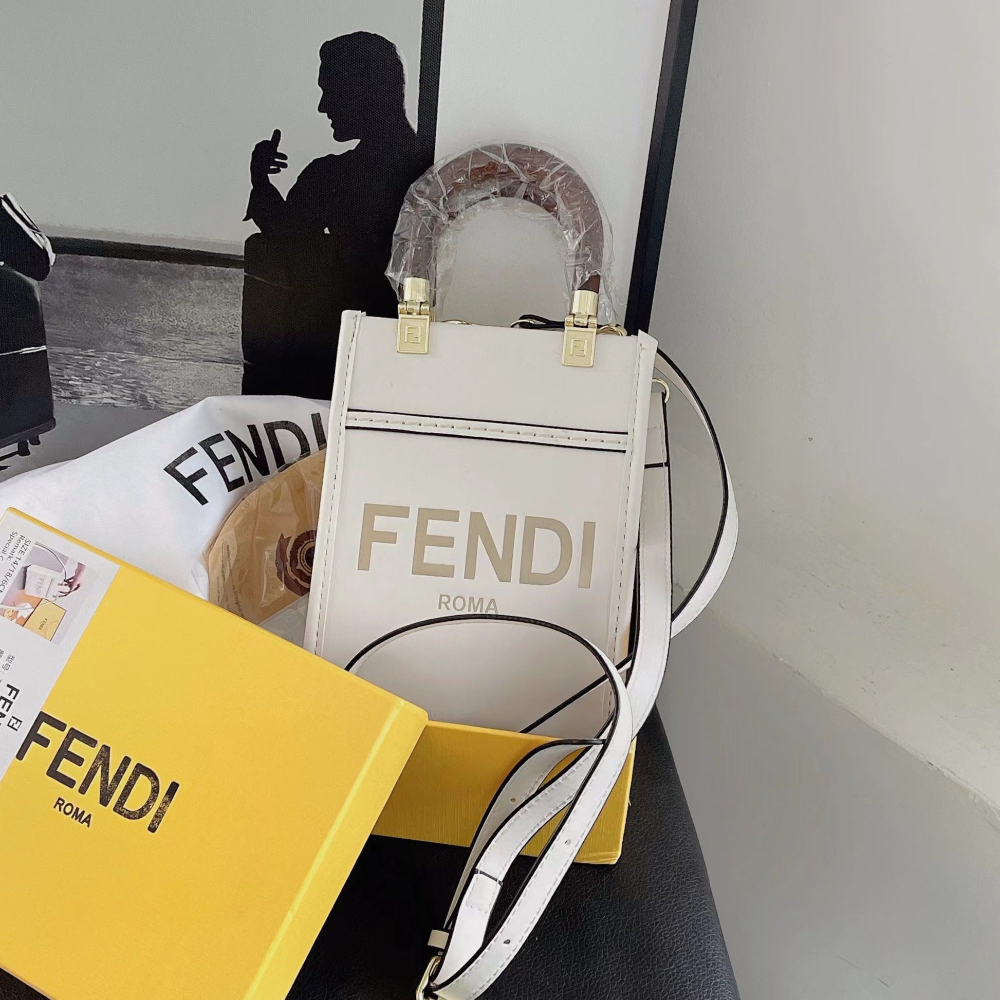 Classic Tote Bag With Crossbody-1-2 mysite