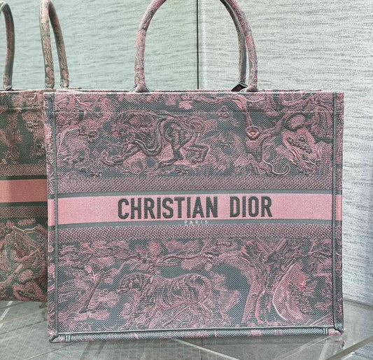 Dior Book Tote Large Gray and Pink Toile de Jouy Reverse Beverly Hills Embroidery - 42 x 35 x 18.5 cm mysite