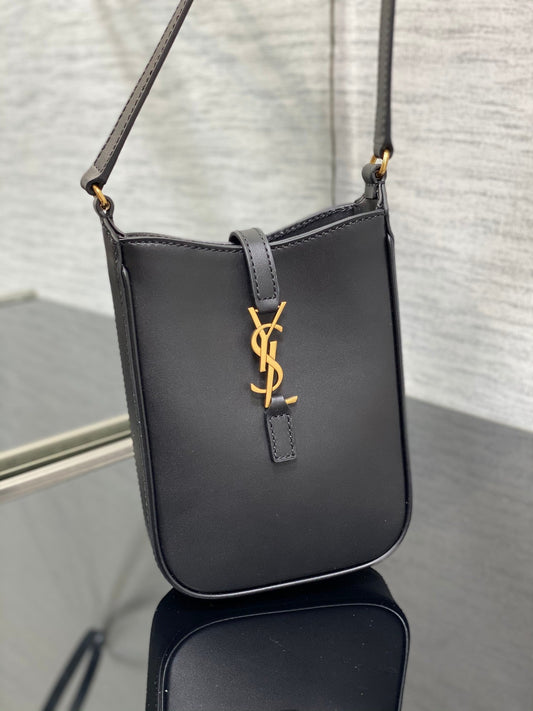 YSL Le 5 A 7 Mini Black Bag - 13x20x4cm mysite