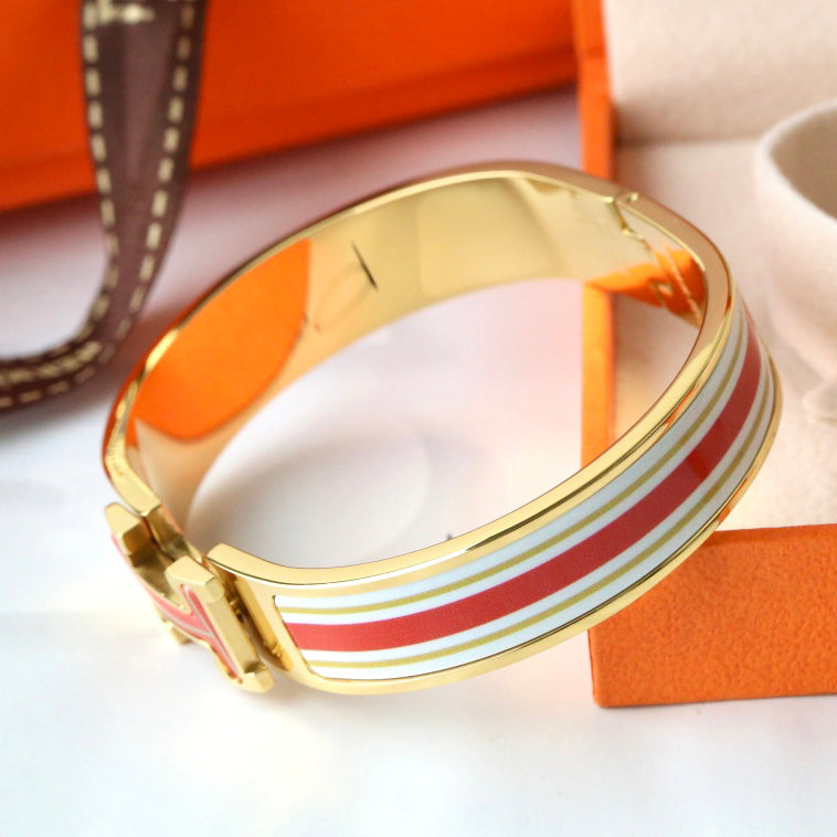 Fashion Letter Buckle Enamel Bracelet mysite