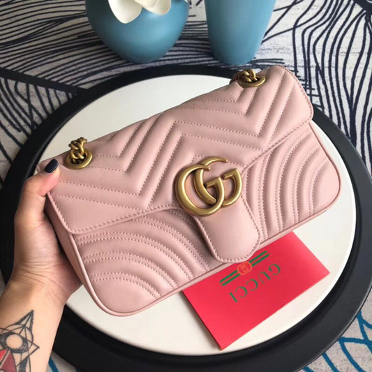 Gucci Marmont matelass¨¦ shoulder bag in Pink mysite