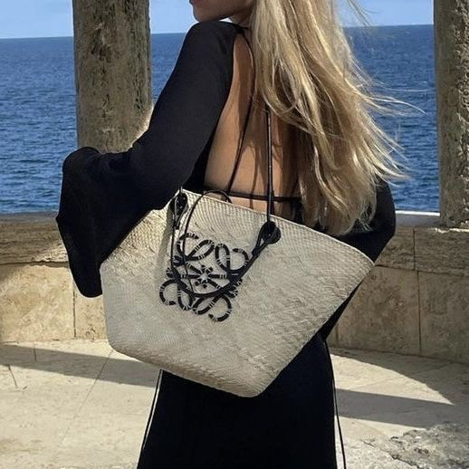 LOEWE Sunday Neeti Black Raffia Bag mysite