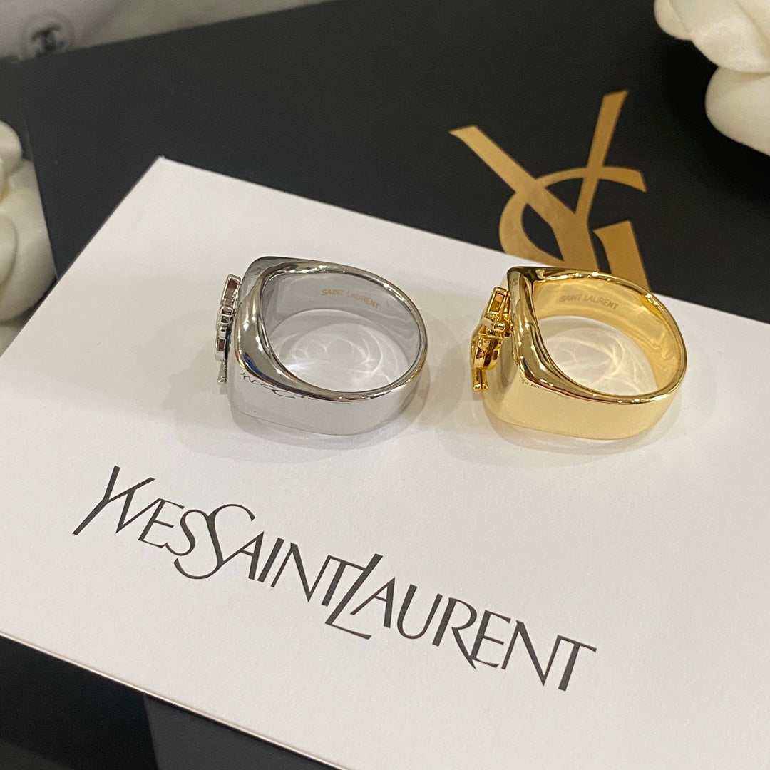 Elegant Letter Logo Closure Ring mysite