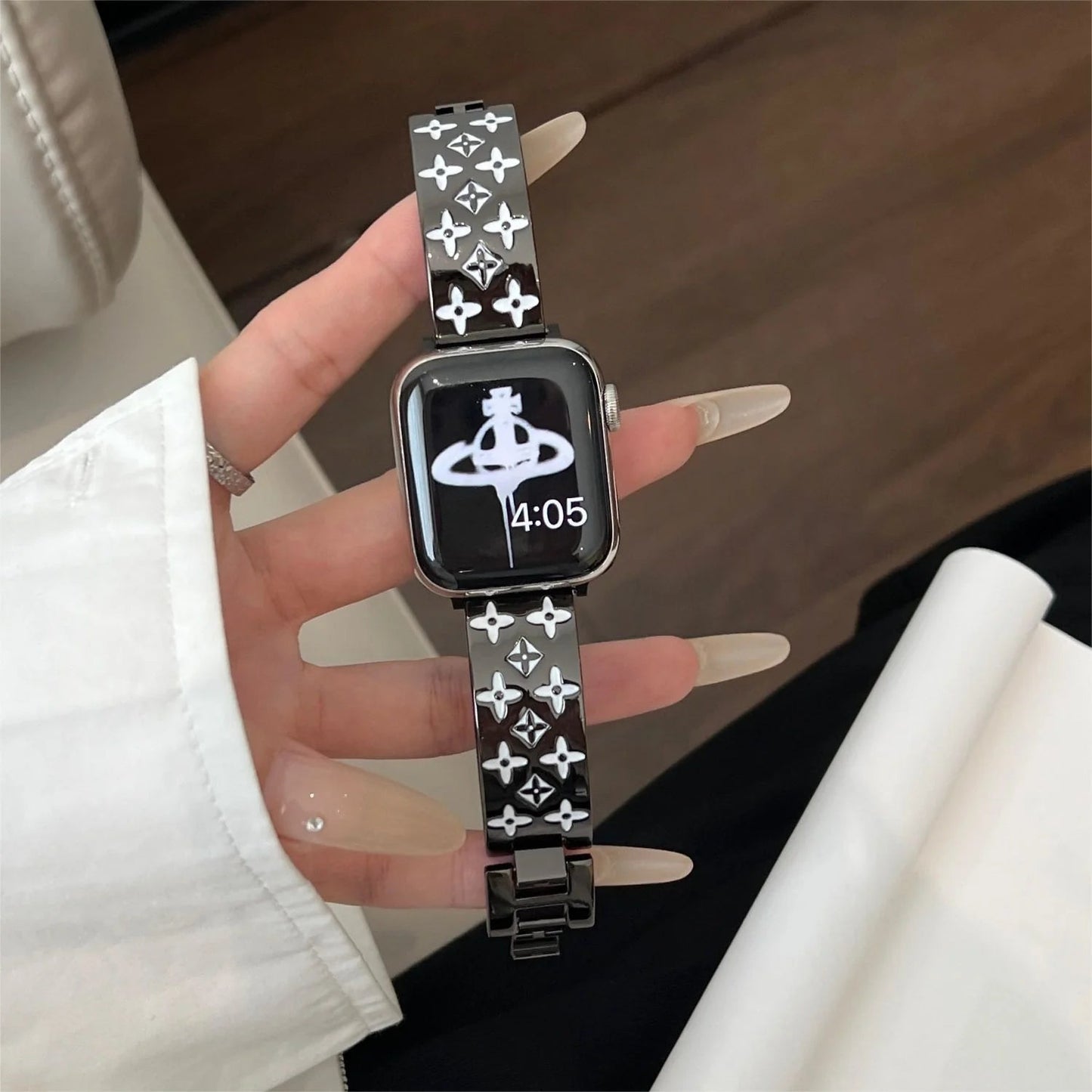 EMBOSSED METAL APPLE WATCH STRAPs-1 mysite