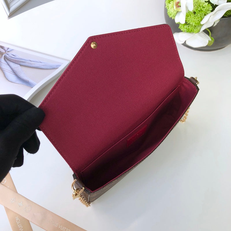 Square Pochette Fashion Bag mysite