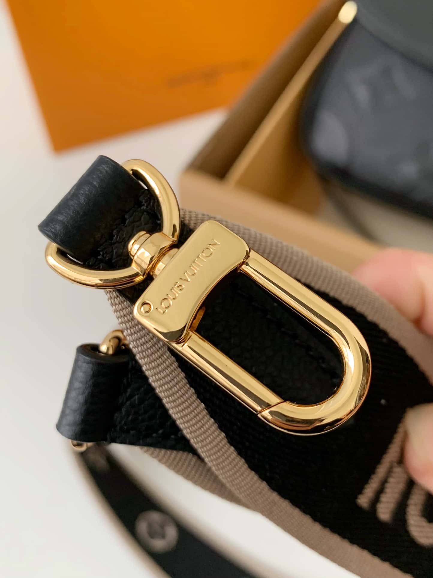 Louis Vuitton LV Diane Handbag mysite