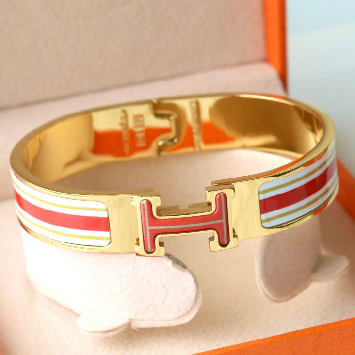 Fashion Letter Buckle Enamel Bracelet mysite