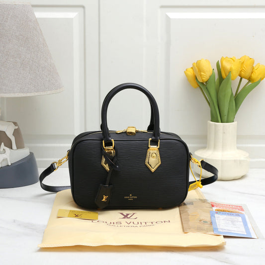 Louis Vuitton LV Trend Tote Bag Black 26x10x16cm mysite