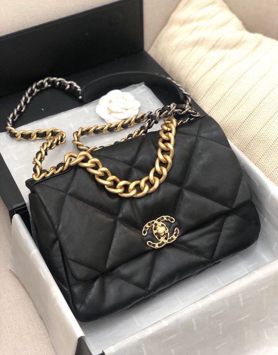 Chanel 19 bag 30cm mysite