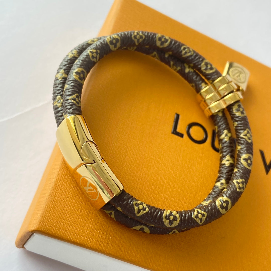 Lock Pendant Double Layer Leather Bracelet mysite