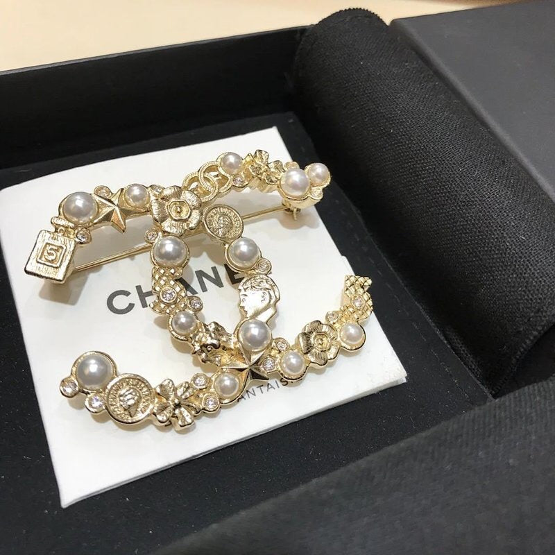 Classic Pearl Camellia Brooch mysite
