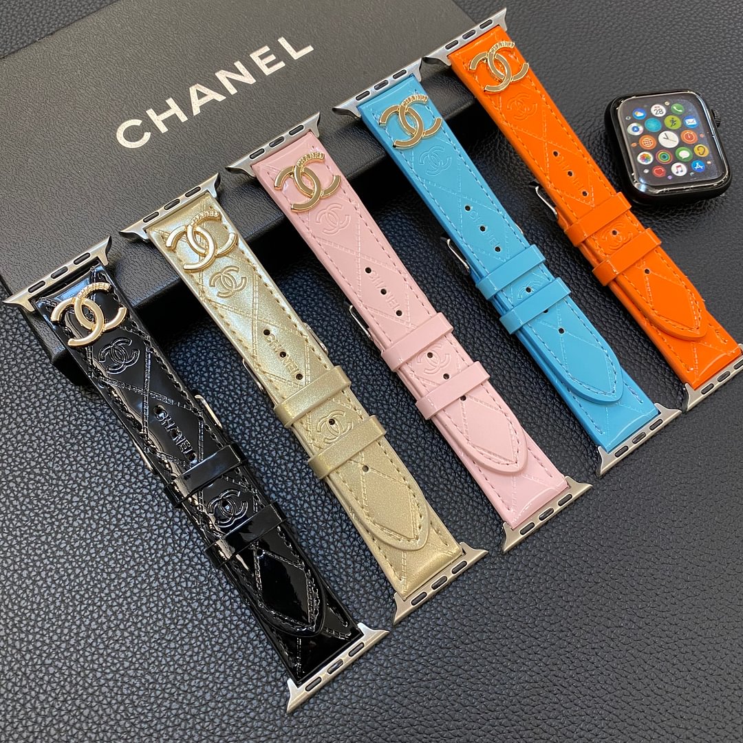 Glossy Leather Apple Watch Strap Luxury Metal Logo mysite