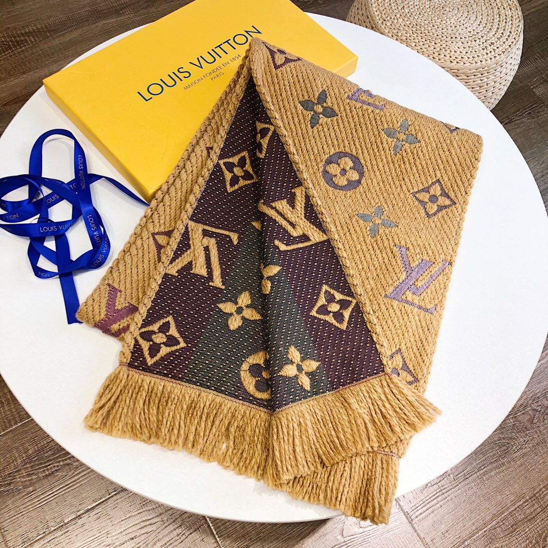 Temperament Monogram Element Scarf mysite