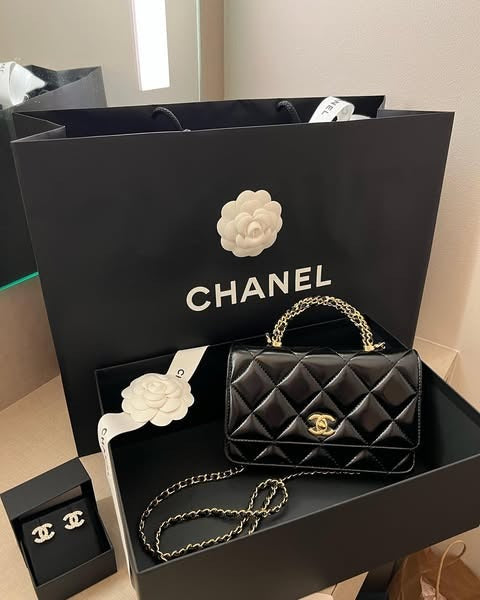 Chanel 24B WOC Top Handle in Black Shiny Lambskin GHW mysite