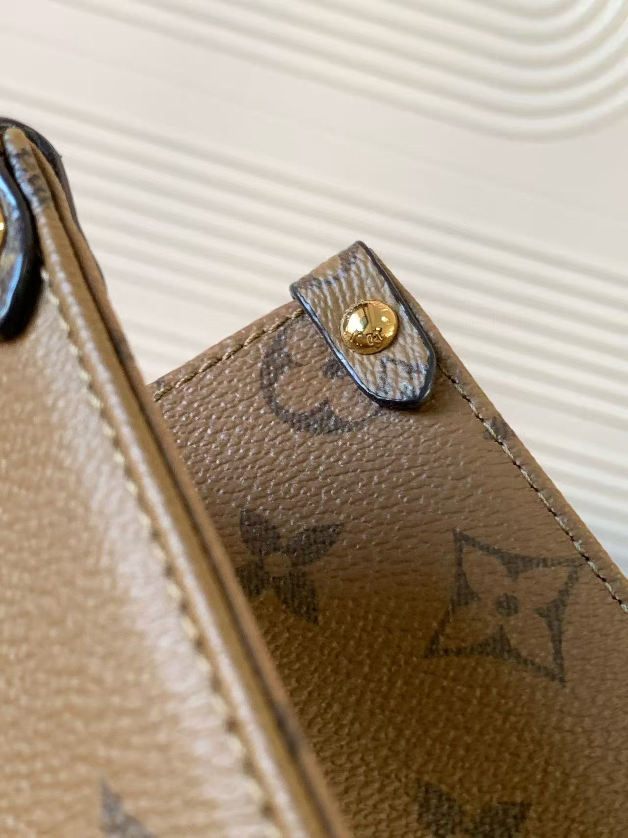 LV OnTheGo PM Brown Monogram and Monogram Reverse Coated Canvas mysite