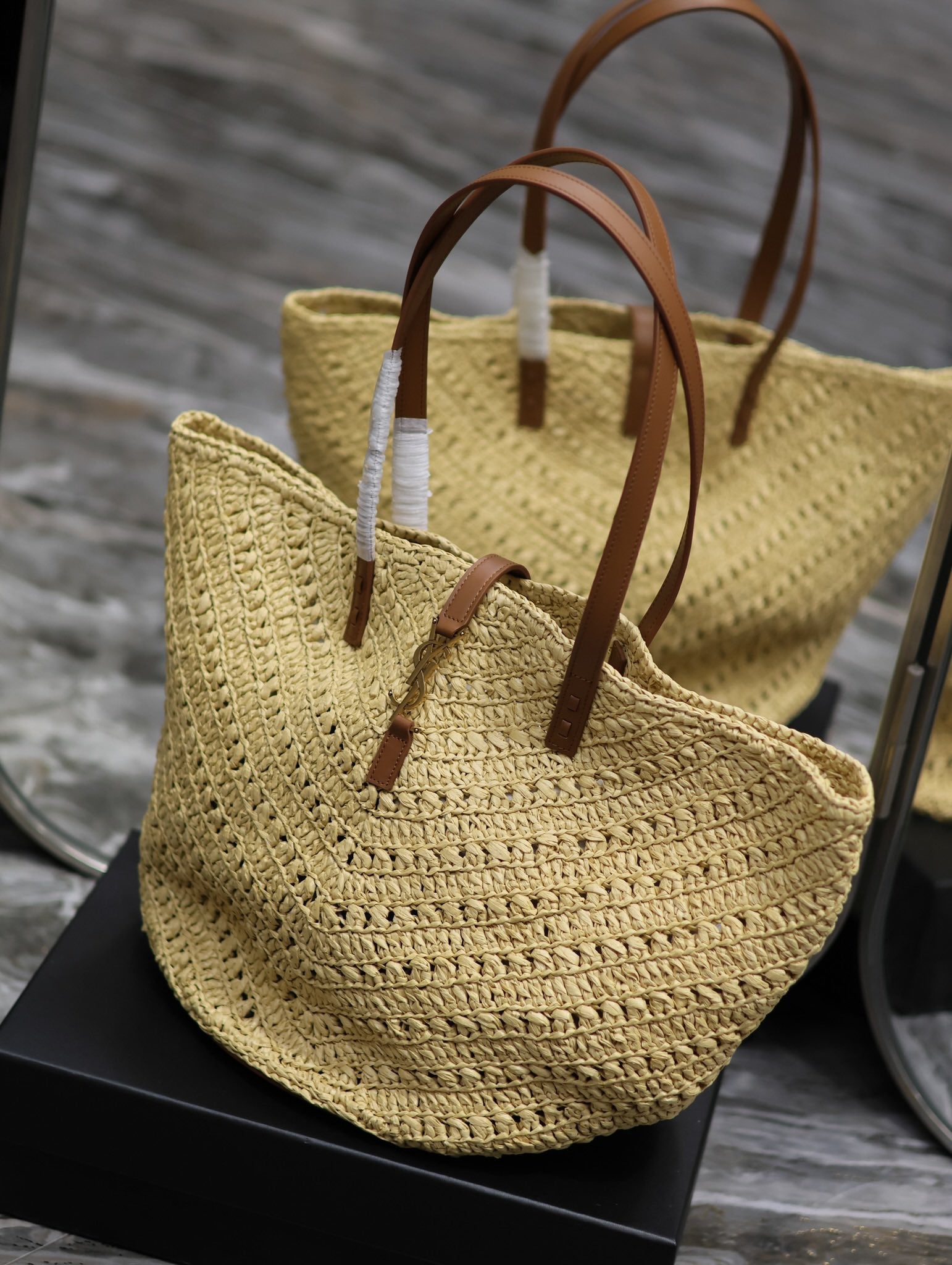 YSL PANIER MEDIUM IN RAFFIA AND VEGETABLE-TANNED LEATHER mysite