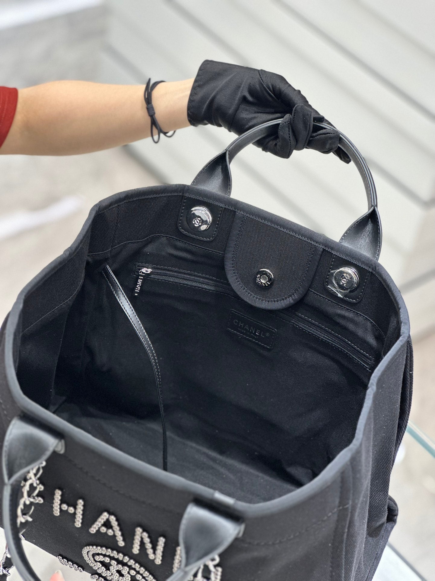 Chanel Natural Canvas and Black Leather Large Pearl Deauville Tote - 30x39x22cm mysite