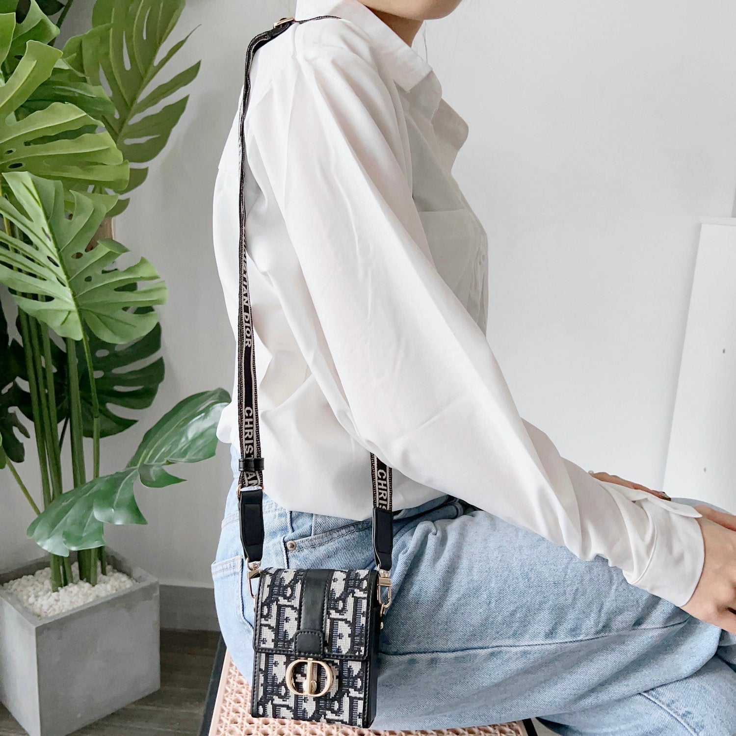 Spring Latest Phone Bag mysite