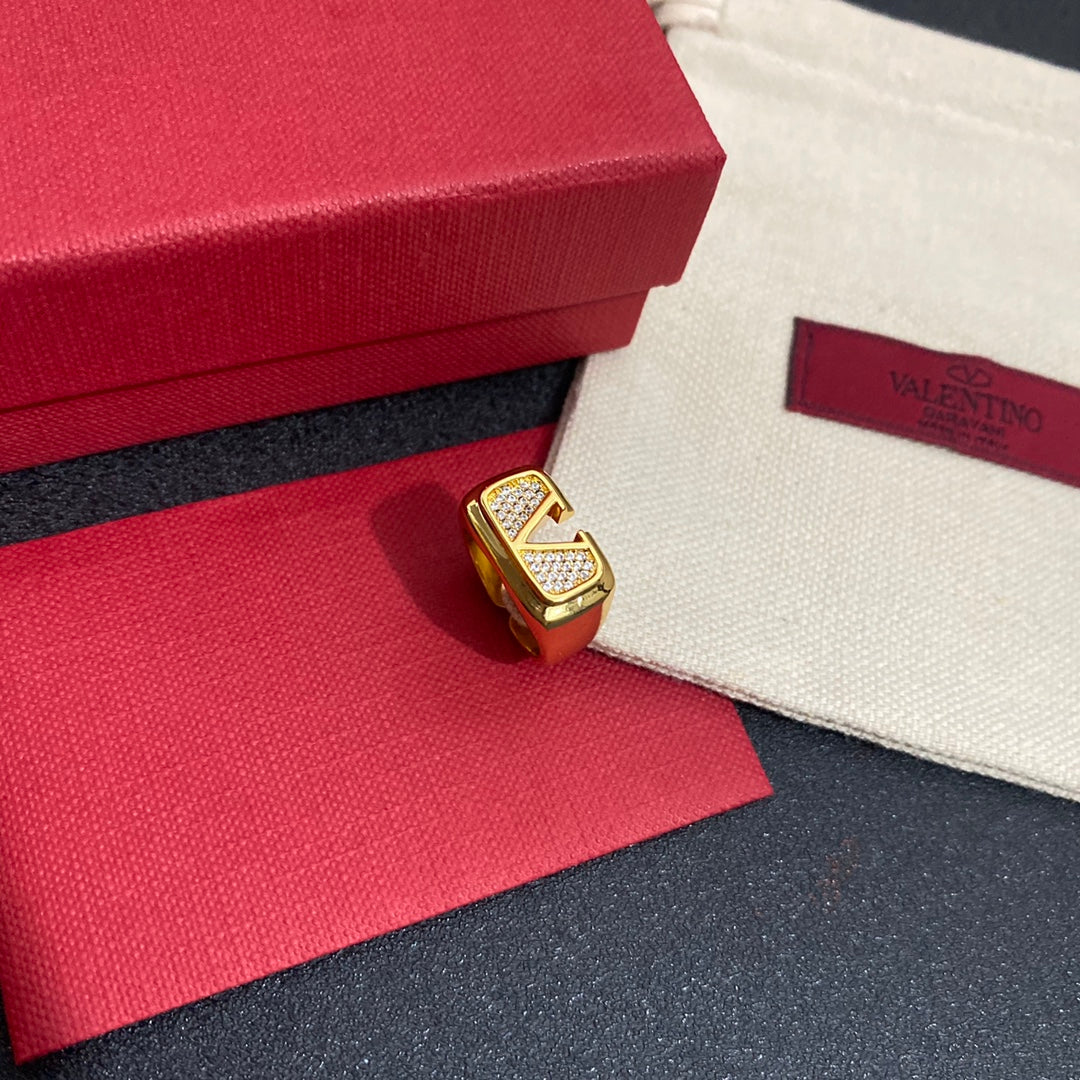 Fashion Gold Diamond Open Rings！ mysite