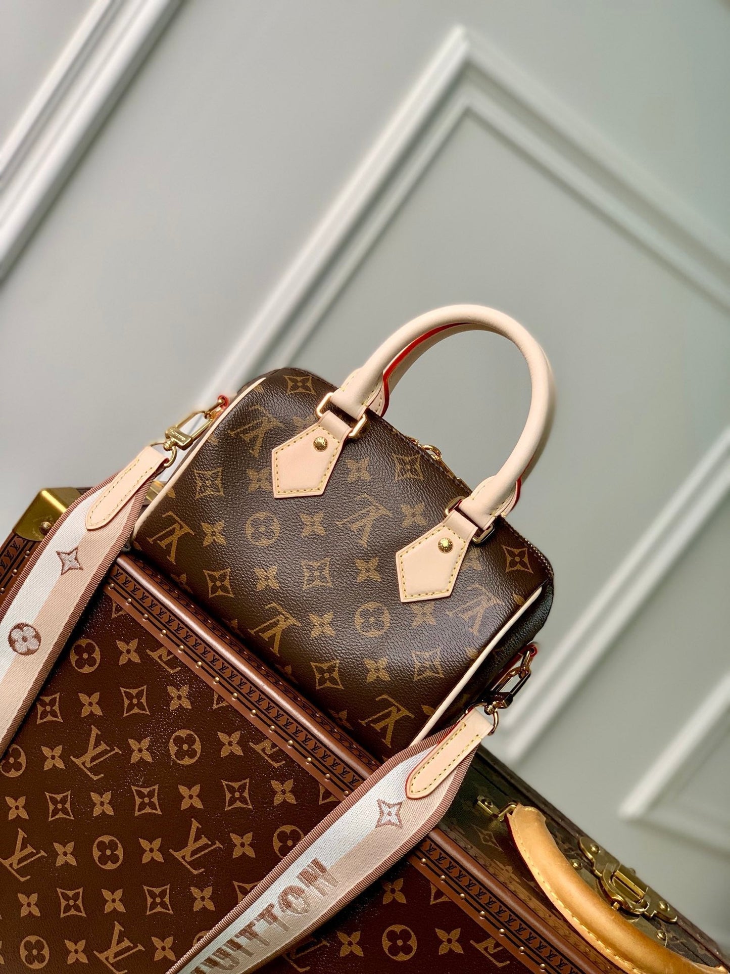 Louis Vuitton Speedy Bandouli¨¨re 20 Monogram Beige Strap - 20.5 x 13.5 x 12.0 cm mysite