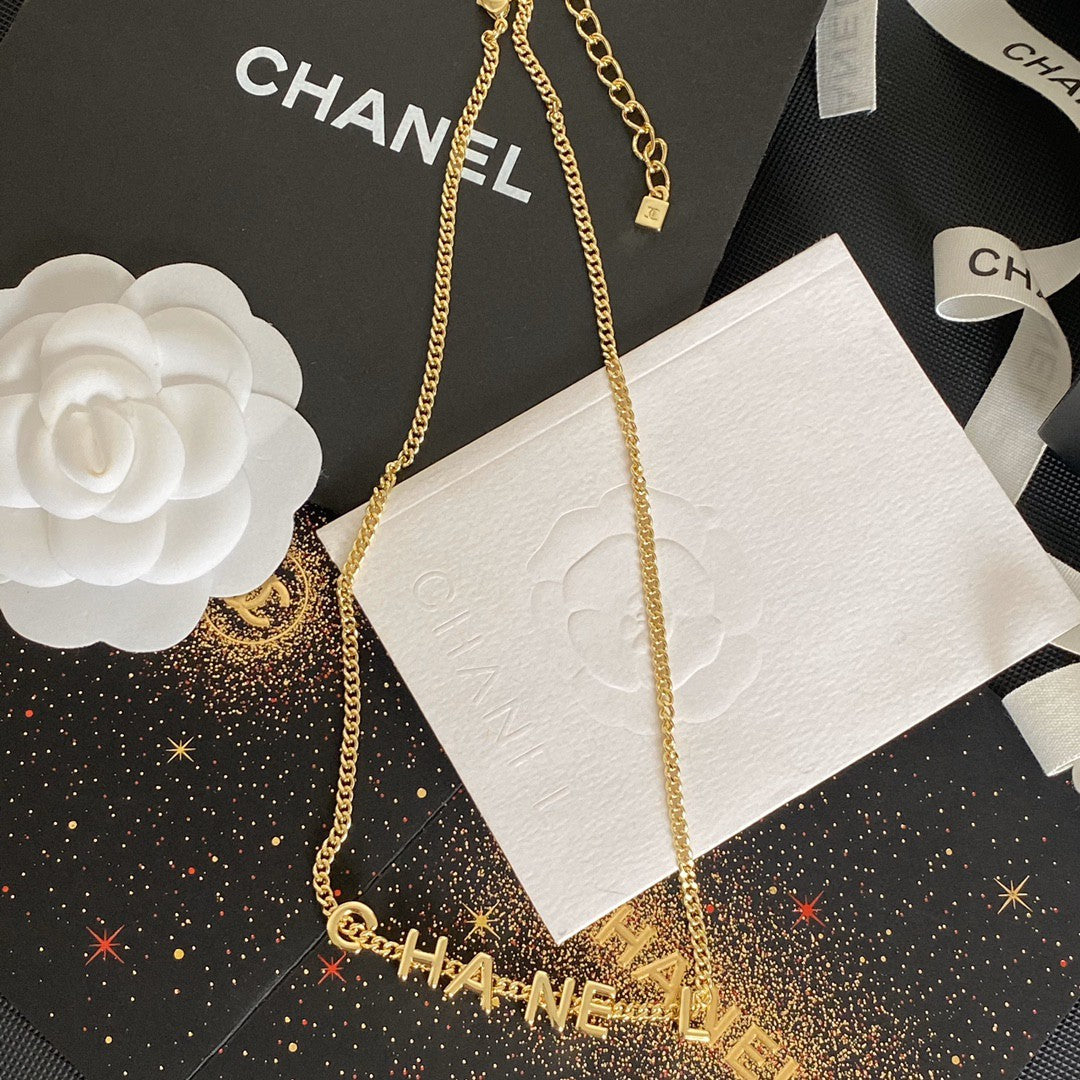 Fashion Gold Letter Necklace mysite