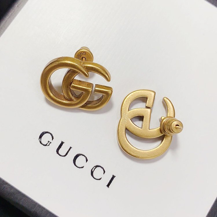 Versatile Logo Letter Stud Earrings mysite