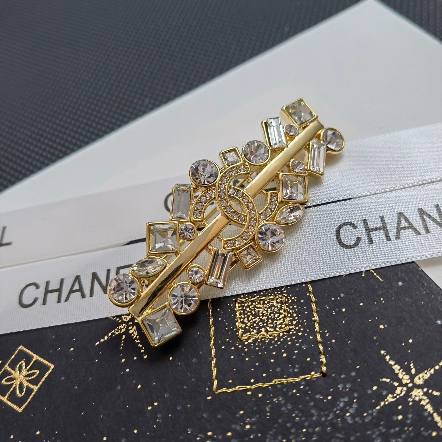 Rhinestone Golden Brooch mysite